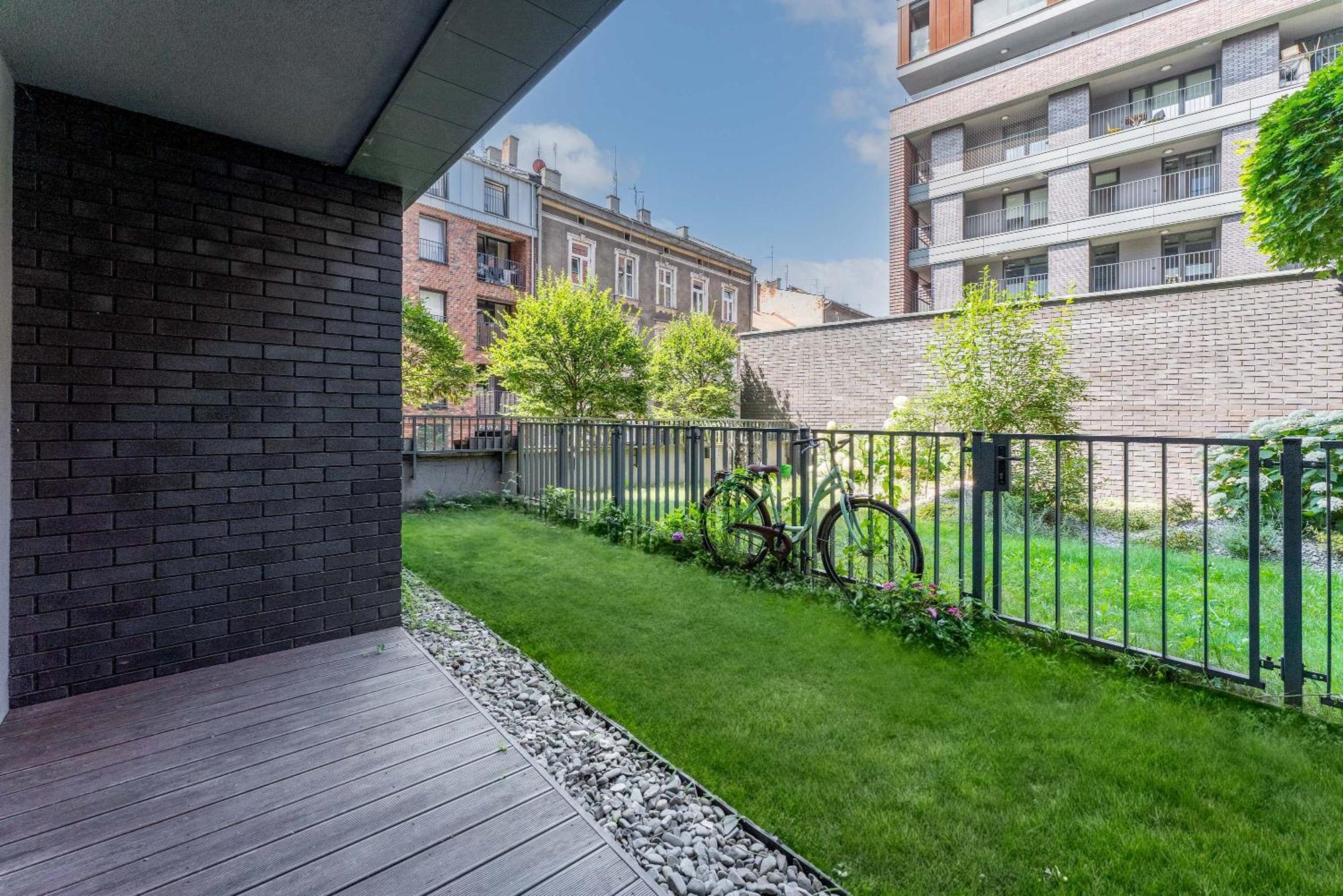 Nadwislanska 11 Apartment With Garden Krakow Dış mekan fotoğraf